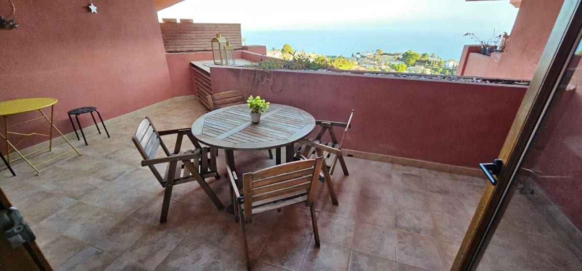 3 slaapkamer Penthouse te koop in Benalmadena met zwembad - € 550.000 (Ref: 9383723)