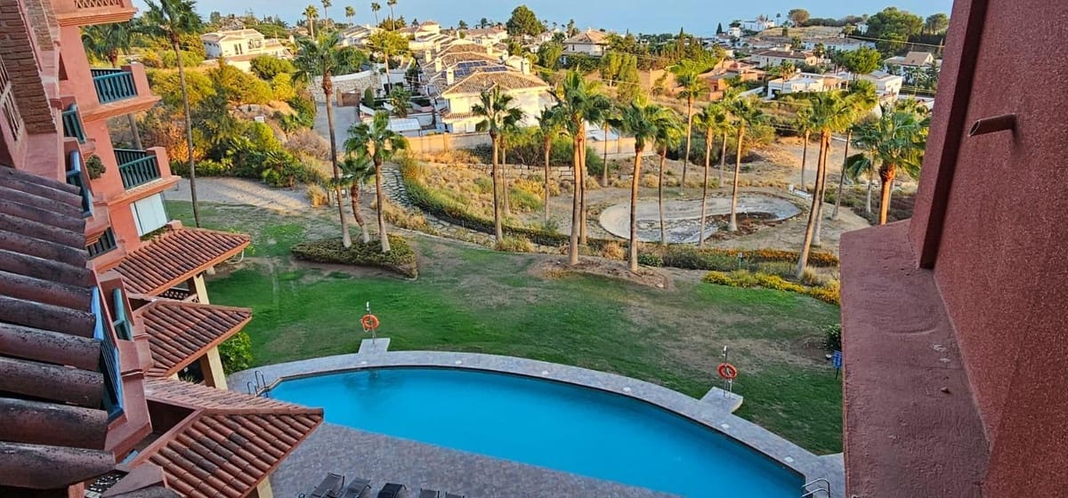 3 slaapkamer Penthouse te koop in Benalmadena met zwembad - € 550.000 (Ref: 9383723)