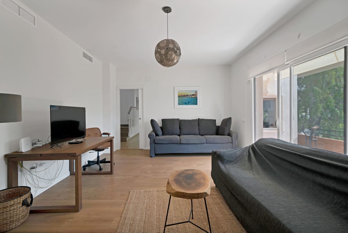 5 bedroom Villa for sale in Torremuelle with pool - € 735,000 (Ref: 9386471)