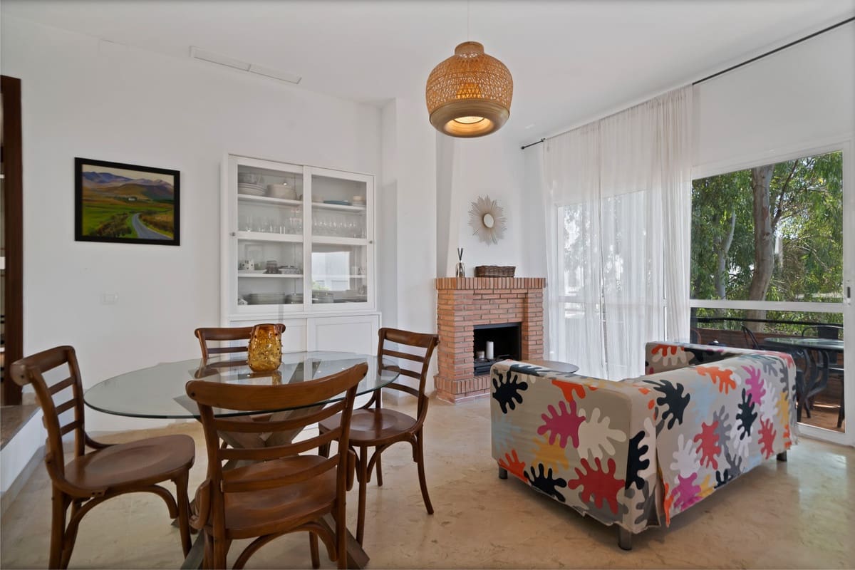 5 bedroom Villa for sale in Torremuelle with pool - € 735,000 (Ref: 9386471)