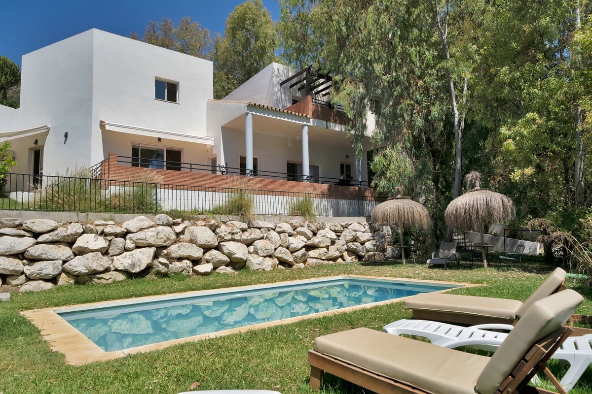 5 bedroom Villa for sale in Torremuelle with pool - € 735,000 (Ref: 9386471)