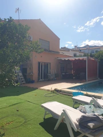 5 camera da letto Villa in vendita in Benalmádena con piscina - 645.000 € (Rif: 9386472)