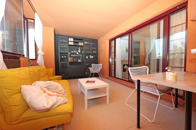 2 makuuhuone Huoneisto myytävänä paikassa La Mairena, Ojen mukana uima-altaan 
autotalli - 375 000 € (Ref: 9396788)