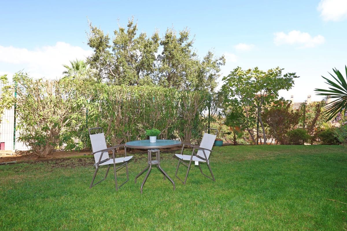 2 bedroom Apartment for sale in La Mairena with pool garage - € 375,000 (Ref: 9396788)