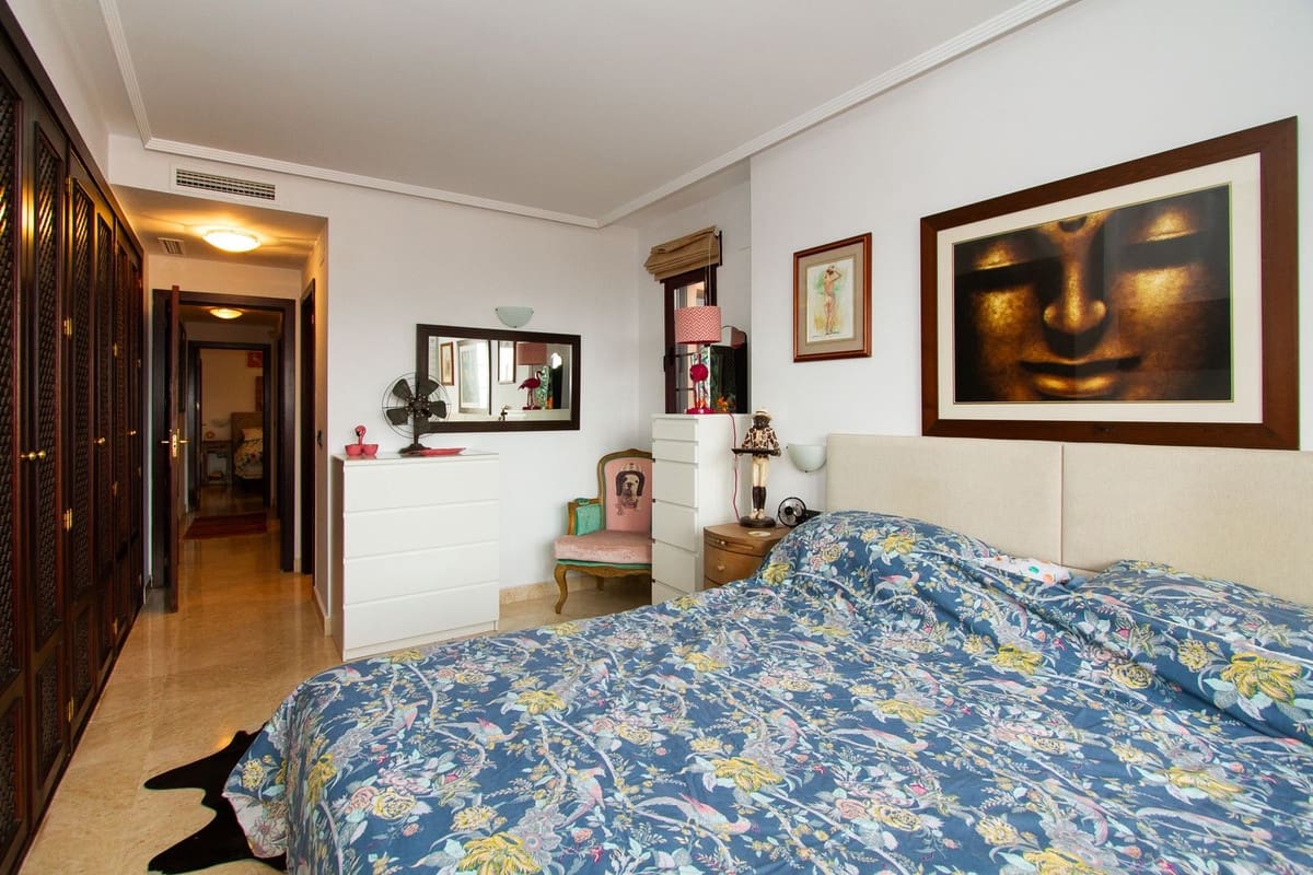 2 soverom Leilighet til salgs i La Mairena med svømmebasseng garasje - € 309 000 (Ref: 9396793)