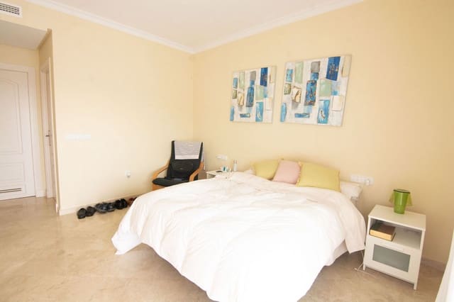 2 makuuhuone Huoneisto myytävänä paikassa La Mairena, Ojen mukana uima-altaan 
autotalli - 395 000 € (Ref: 9398738)