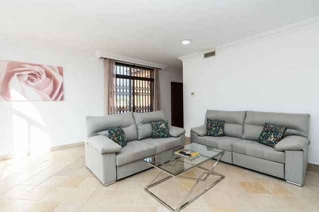 2 soverom Penthouse til salgs i El Paraiso, Estepona med svømmebasseng garasje - € 360 000 (Ref: 9399655)