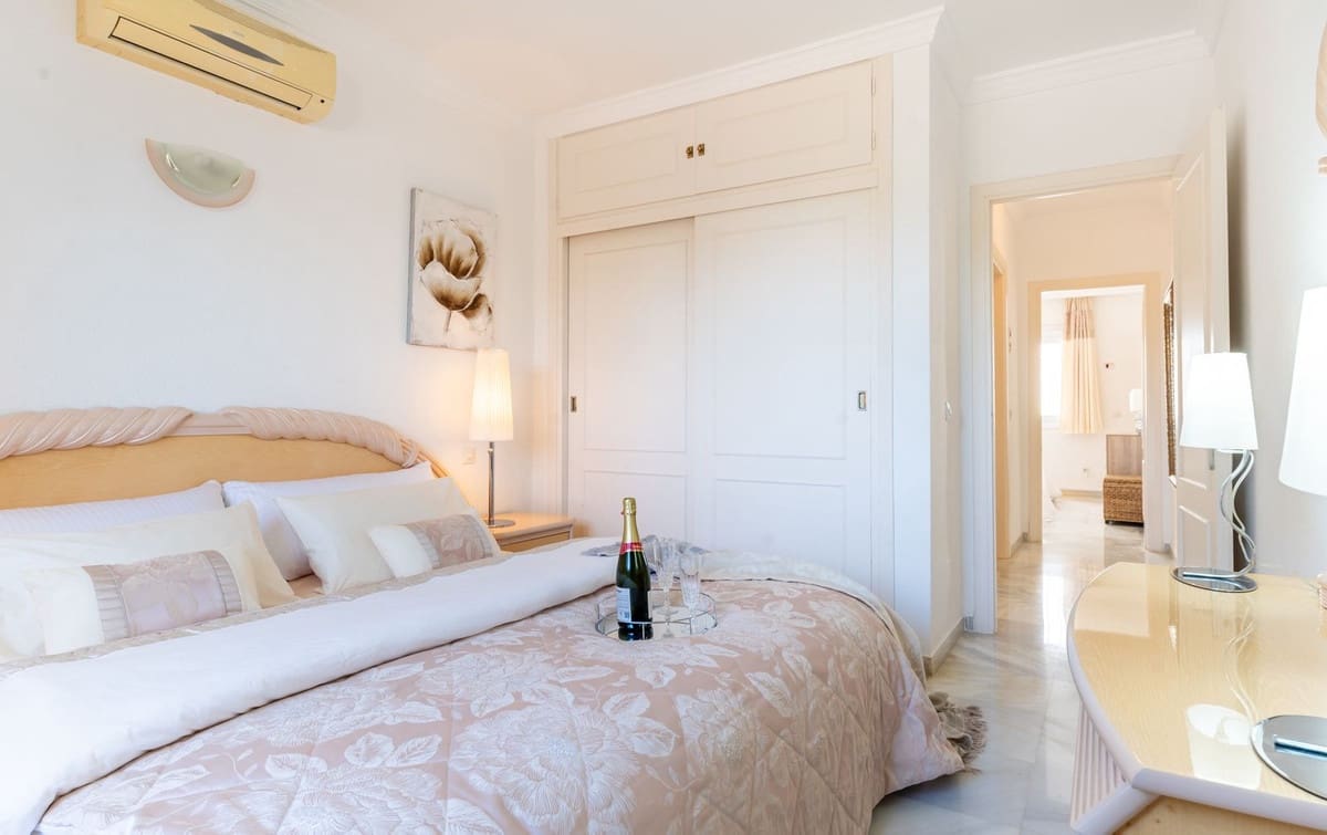 2 soverom Leilighet til salgs i Benahavis med svømmebasseng - € 329 000 (Ref: 9399658)