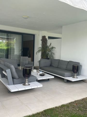 2 soverom Leilighet til salgs i La Atalaya, Villanueva de Algaidas med svømmebasseng garasje - € 690 000 (Ref: 9402475)