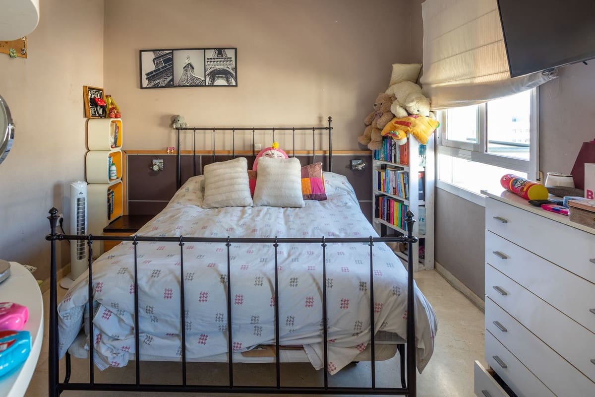 3 quarto Apartamento para venda em Estepona com piscina garagem - 485 000 € (Ref: 9415188)