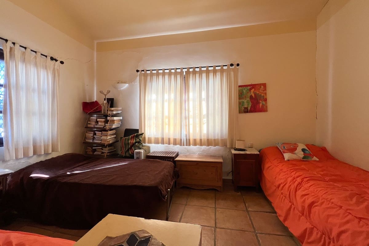 4 quarto Moradia para venda em Estepona com piscina garagem - 1 800 000 € (Ref: 9420655)