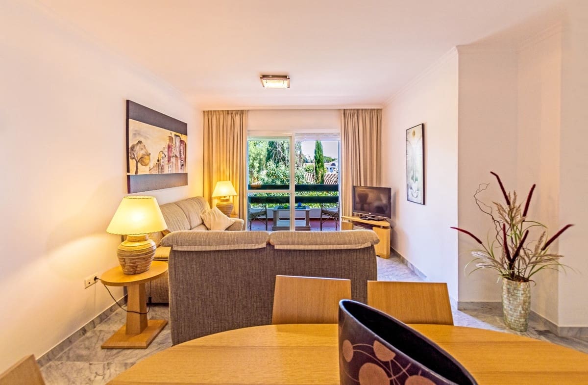 3 soveværelse Lejlighed til salg i San Pedro de Alcantara med swimmingpool garage - € 600.000 (Ref: 9424116)