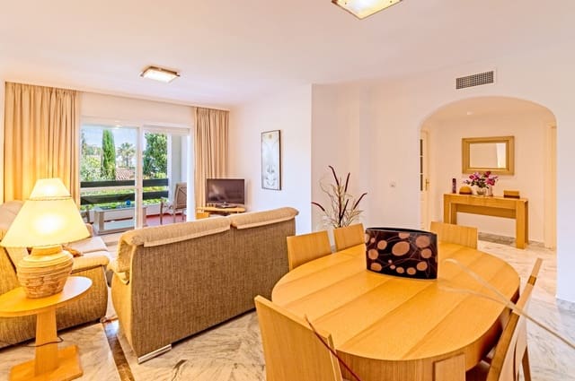 3 soveværelse Lejlighed til salg i San Pedro de Alcantara, Marbella med swimmingpool garage - € 600.000 (Ref: 9424116)