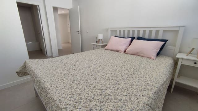 2 chambre Penthouse à vendre à Estepona avec piscine garage - 589 000 € (Ref: 9424117)