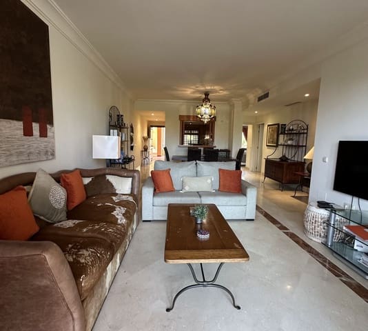 2 soveværelse Lejlighed til salg i San Pedro de Alcantara, Marbella med swimmingpool garage - € 795.000 (Ref: 9424178)