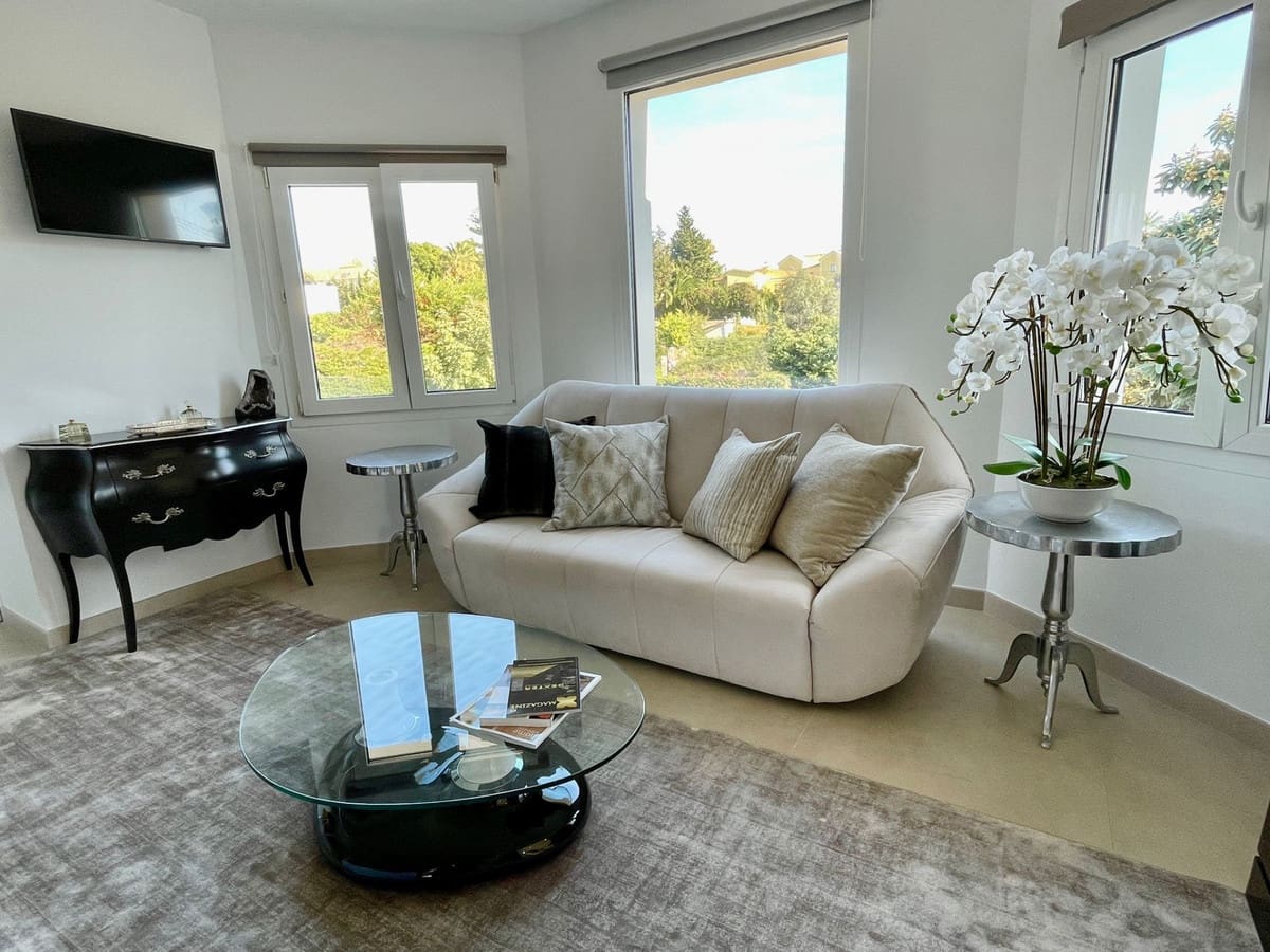 8 Zimmer Villa zu verkaufen in San Pedro de Alcantara mit Pool Garage - 3.000.000 € (Ref: 9425372)