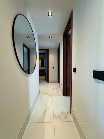 3 makuuhuone Huoneisto myytävänä paikassa San Pedro de Alcantara, Marbella mukana uima-altaan 
autotalli - 1 150 000 € (Ref: 9425374)