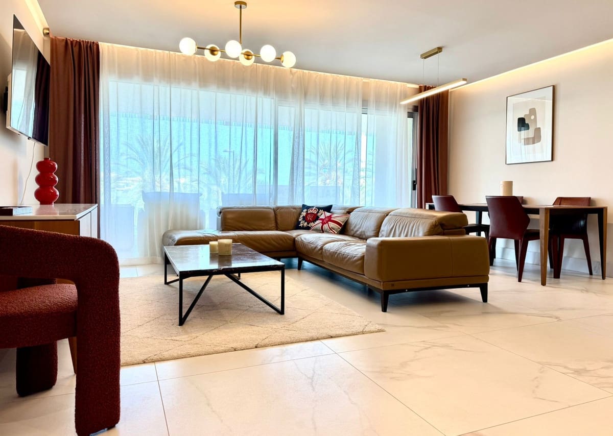 3 bedroom Apartment for sale in San Pedro de Alcantara with pool garage - € 1,150,000 (Ref: 9425374)