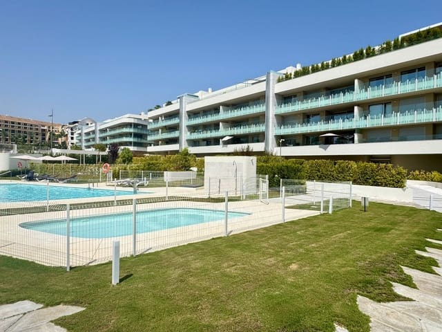 3 makuuhuone Huoneisto myytävänä paikassa San Pedro de Alcantara, Marbella mukana uima-altaan 
autotalli - 1 150 000 € (Ref: 9425374)