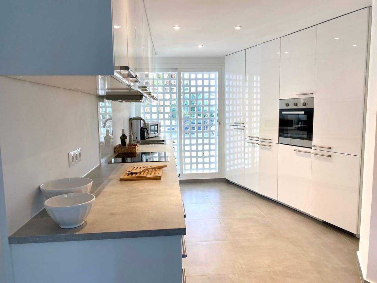 3 camera da letto Casa in vendita in Estepona con piscina garage - 890.000 € (Rif: 9425384)