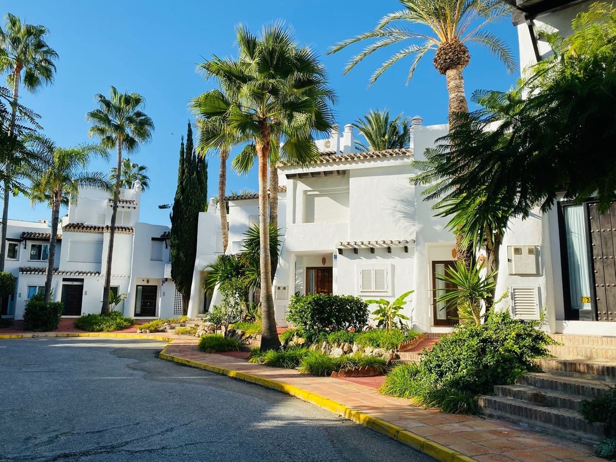 3 camera da letto Casa in vendita in Estepona con piscina garage - 890.000 € (Rif: 9425384)