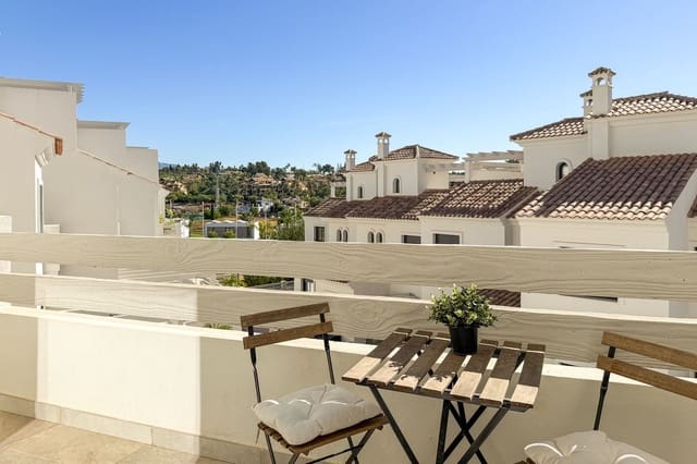 3 soverom Hus til salgs i El Paraiso, Estepona med svømmebasseng garasje - € 570 000 (Ref: 9425386)