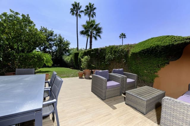 3 soveværelse Byhus til salg i La Atalaya, Villanueva de Algaidas med swimmingpool garage - € 475.000 (Ref: 9425387)