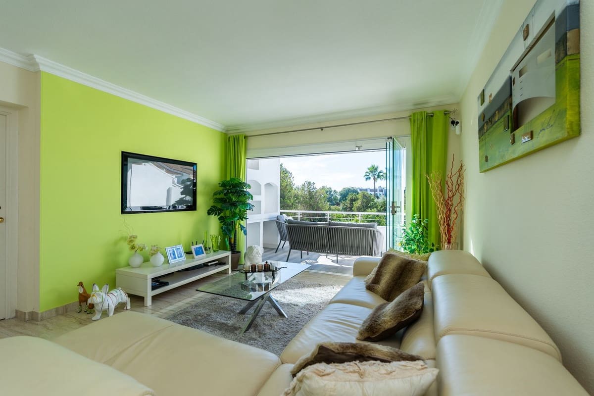 3 soverom Leilighet til salgs i El Paraiso med svømmebasseng - € 345 000 (Ref: 9425389)