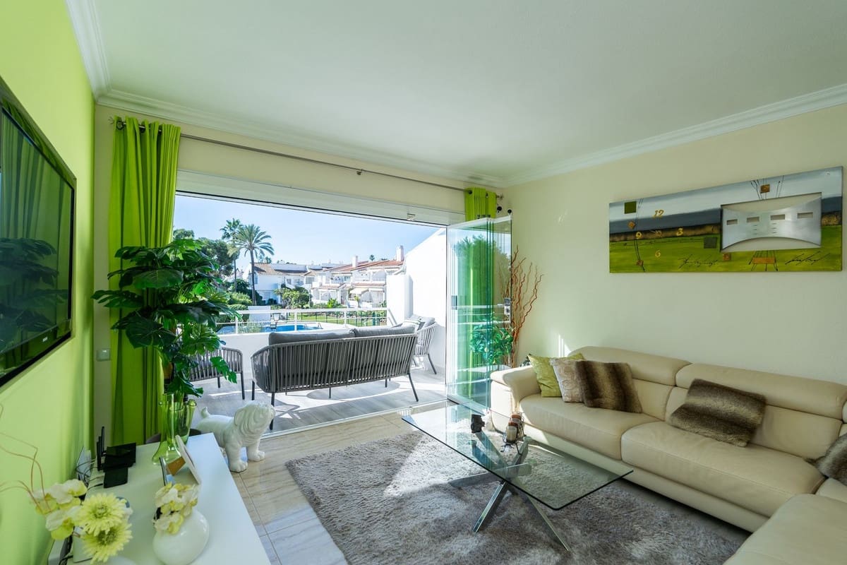 3 soverom Leilighet til salgs i El Paraiso med svømmebasseng - € 345 000 (Ref: 9425389)