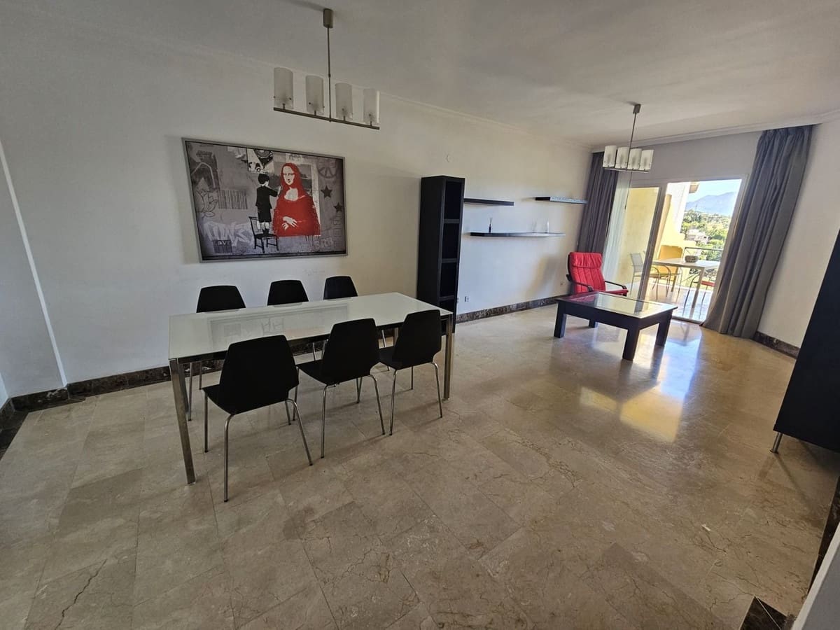 2 chambre Appartement à vendre à Estepona avec piscine garage - 340 000 € (Ref: 9425422)