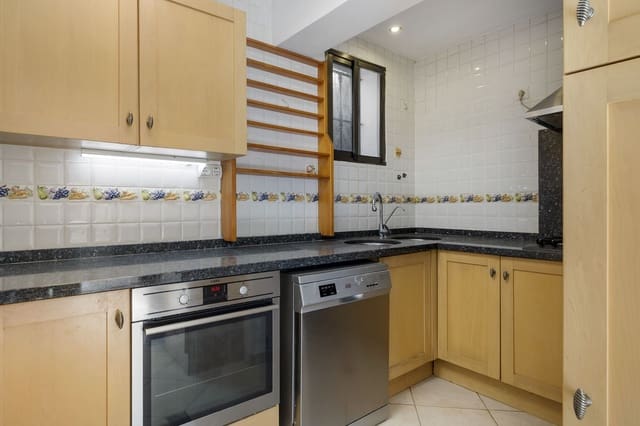 4 soverom Villa til salgs i Coín med svømmebasseng garasje - € 500 000 (Ref: 9425423)