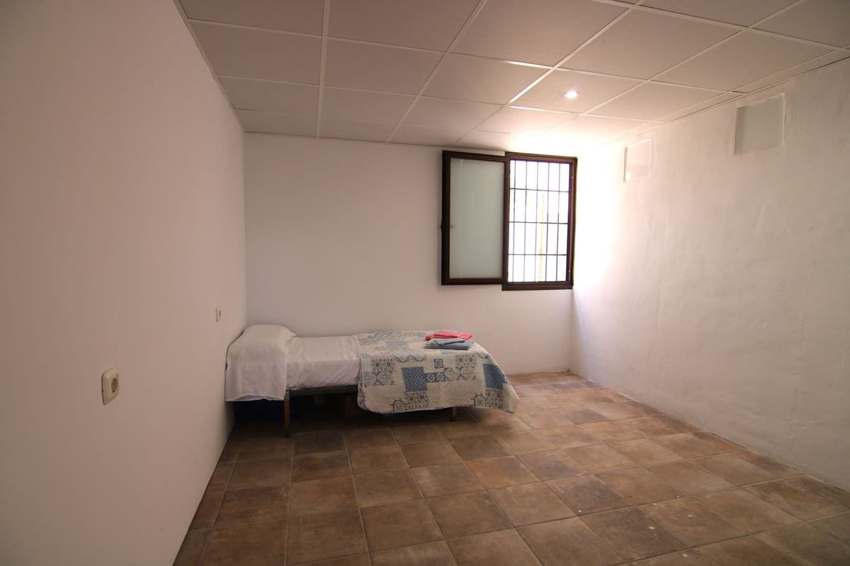 3 soverom Villa til salgs i Coin med svømmebasseng garasje - € 285 000 (Ref: 9425425)