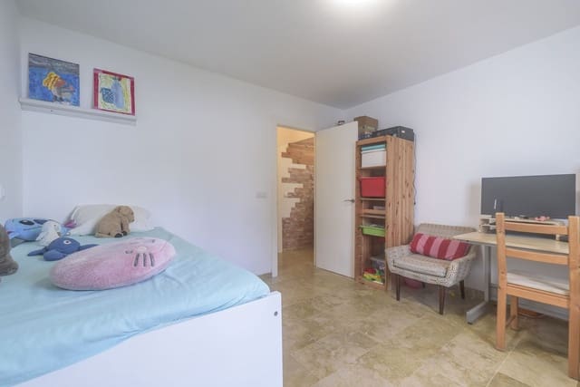 2 quarto Apartamento para venda em Estepona com piscina - 315 000 € (Ref: 9427999)