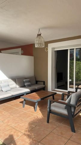 2 chambre Appartement à vendre à New Golden Mile, Estepona avec piscine garage - 419 000 € (Ref: 9428241)