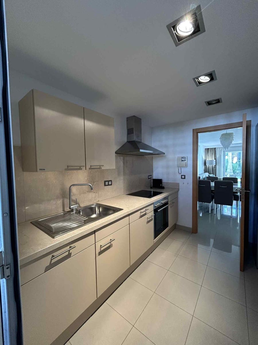 2 chambre Appartement à vendre à New Golden Mile avec piscine garage - 419 000 € (Ref: 9428241)