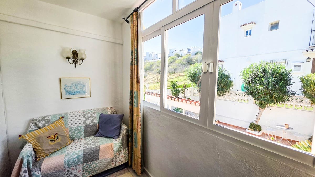 2 sypialnia Dom na sprzedaż w Manilva z basenem - 215 000 € (Ref: 9432408)