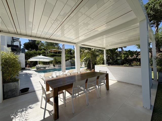 5 soveværelse Villa til salg i La Cala de Mijas, Mijas med swimmingpool garage - € 1.650.000 (Ref: 9432410)