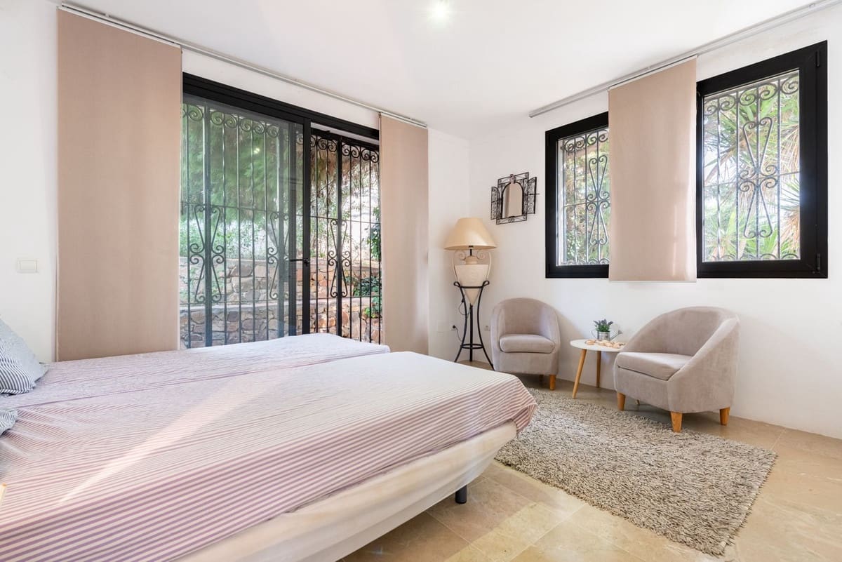 3 chambre Villa/Maison à vendre à Manilva avec piscine garage - 1 495 000 € (Ref: 9432411)