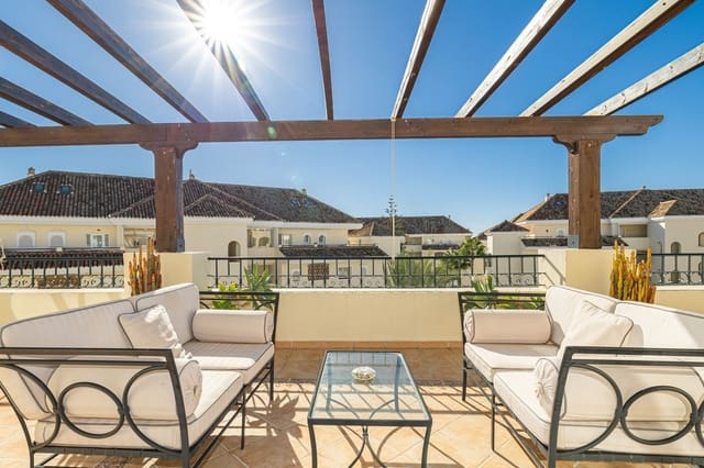 3 soverom Penthouse til salgs i Elviria, Marbella med svømmebasseng garasje - € 1 250 000 (Ref: 9436117)