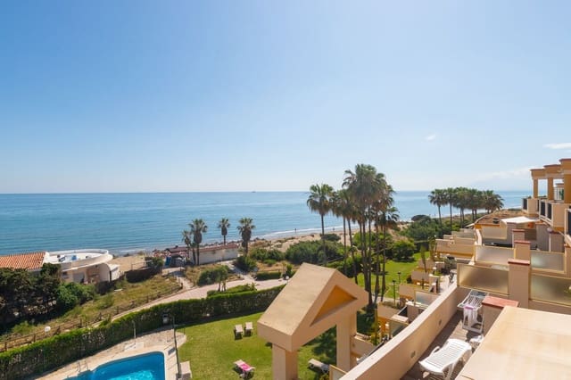 2 bedroom Penthouse for sale in Elviria, Marbella with pool - € 950,000 (Ref: 9436118)