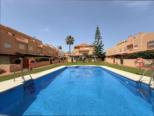 4 soveværelse Byhus til salg i Bahia de Casares, Casares med swimmingpool garage - € 880.000 (Ref: 9436119)