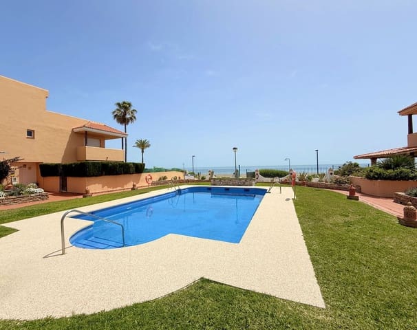 4 soveværelse Byhus til salg i Bahia de Casares, Casares med swimmingpool garage - € 880.000 (Ref: 9436119)