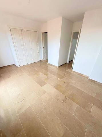 3 makuuhuone Kattohuoneisto myytävänä paikassa Bahia de Casares, Casares mukana uima-altaan - 349 000 € (Ref: 9438370)