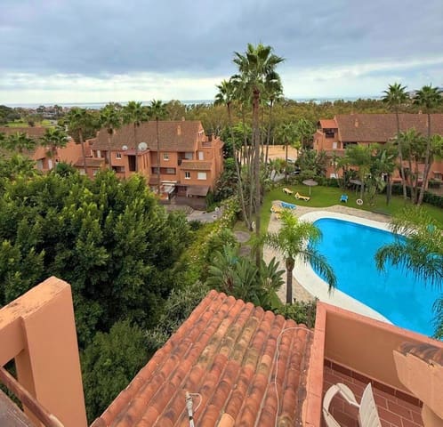 3 makuuhuone Kattohuoneisto myytävänä paikassa Bahia de Casares, Casares mukana uima-altaan - 349 000 € (Ref: 9438370)