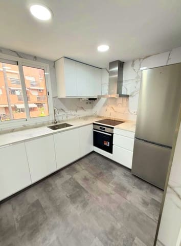 3 makuuhuone Kattohuoneisto myytävänä paikassa Bahia de Casares, Casares mukana uima-altaan - 349 000 € (Ref: 9438370)