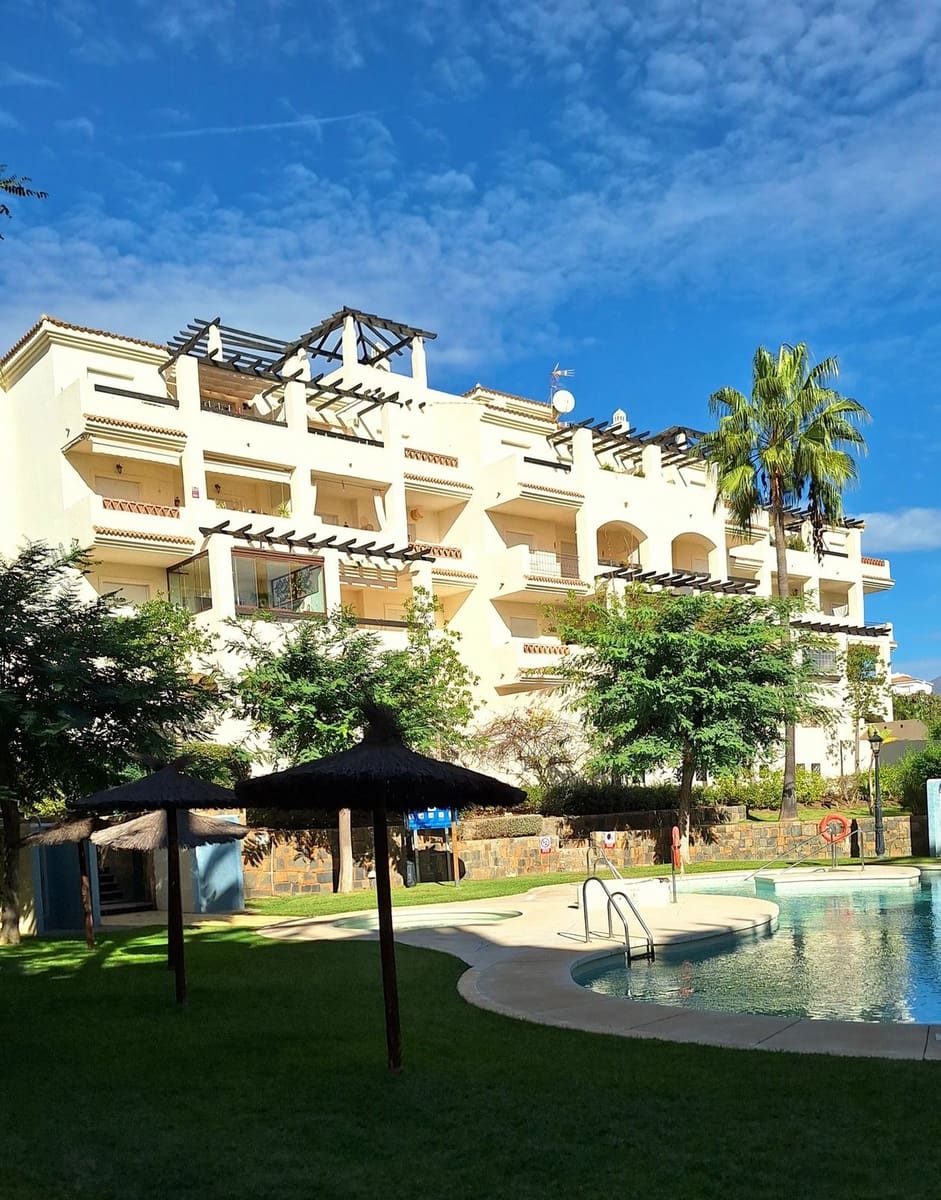 2 camera da letto Attico in vendita in La Duquesa / Puerto de la Duquesa con piscina garage - 295.000 € (Rif: 9438372)