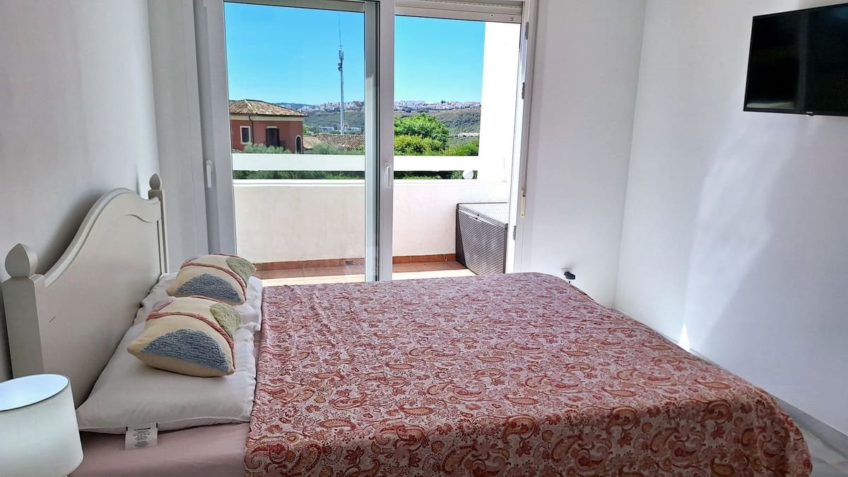 3 bedroom Townhouse for sale in La Duquesa / Puerto de la Duquesa with pool garage - € 440,000 (Ref: 9438791)