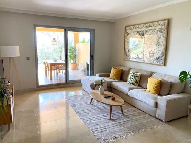 2 chambre Appartement à vendre à Selwo, Estepona avec piscine - 350 000 € (Ref: 9442802)