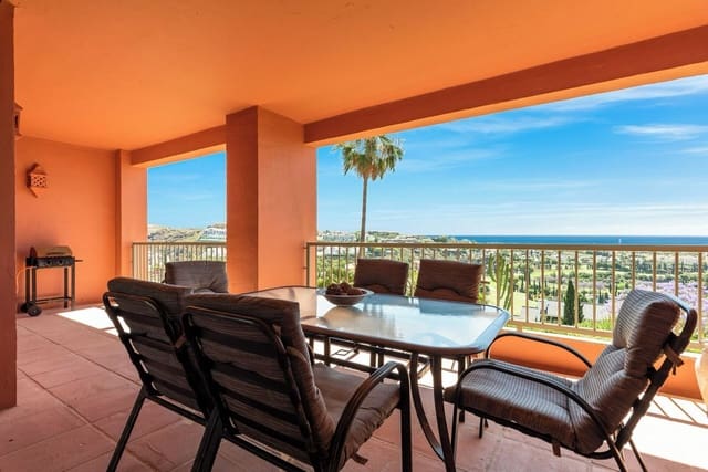 2 chambre Appartement à vendre à Los Flamingos, Benahavís avec piscine garage - 549 000 € (Ref: 9442823)