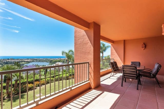 2 chambre Appartement à vendre à Los Flamingos, Benahavís avec piscine garage - 549 000 € (Ref: 9442823)